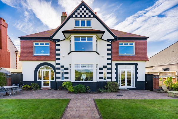Beach Priory Gardens, Southport, PR8