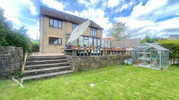 Hayfield Road East, Chapel-En-Le-Frith, SK23
