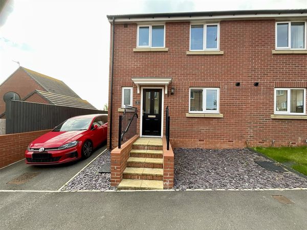 Wagoners Way, East Ayton, YO13