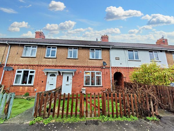 Longfield Road, Trowbridge, BA14