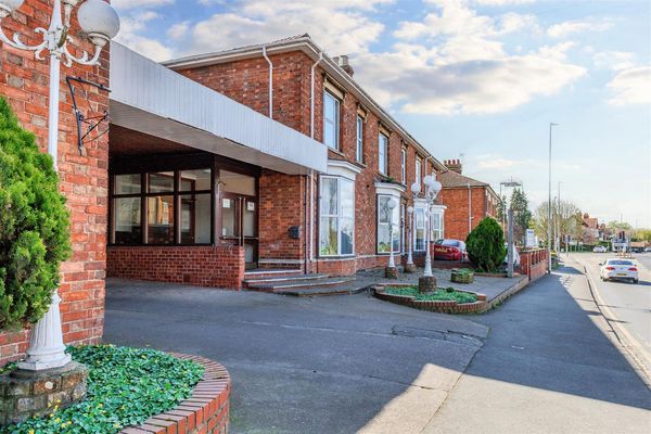 Waterside, Evesham, WR11