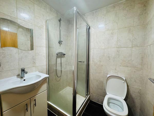 9 Cranbrook Road, Ilford, IG1