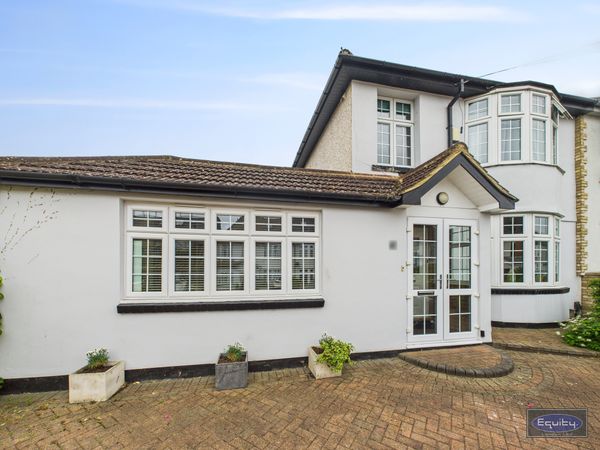 Darwin Road, Welling, DA16