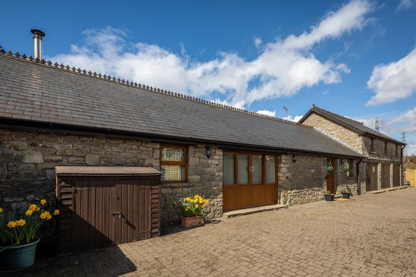 Lot 6 - The Cow Shed, Llanmihangel Farm, Pyle, Bridgend, CF33 6RL