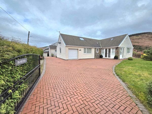 Maesteg Road, Cymmer, SA13
