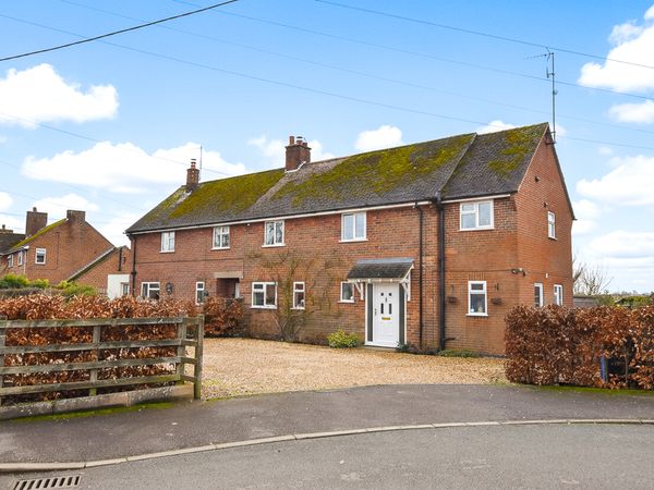 Quinbury End, Blakesley, NN12