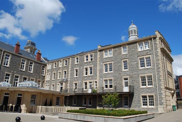 City Centre, The General, BS1