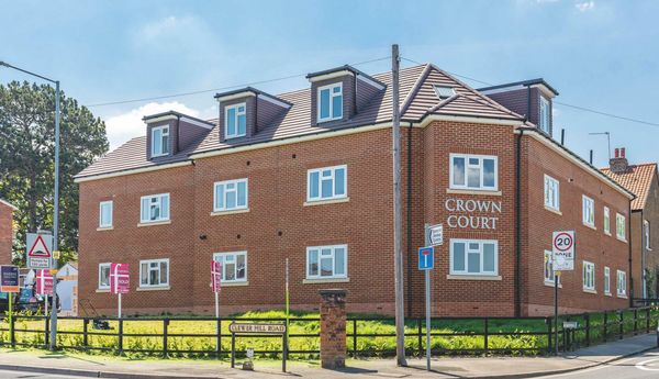 Clewer Hill Road, Crown Court, SL4