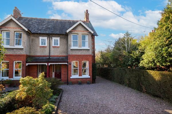 West Road, Weaverham, CW8