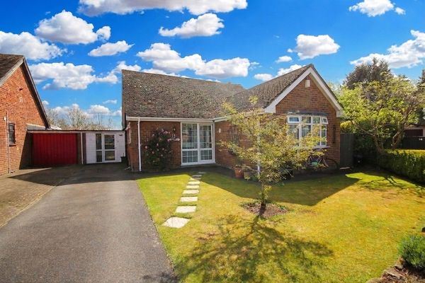 Windsor Close, Cuddington, CW8