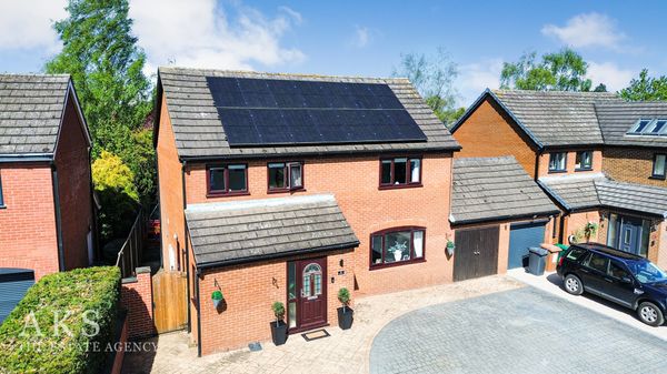 Dove Grove, Egginton, DE65