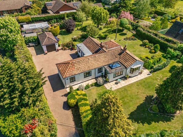 Sandfield Lane, Sedgeberrow, WR11