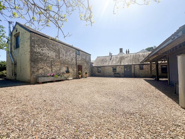 Tithe Barn, Picketston, The Vale of Glamorgan CF62 4QP
