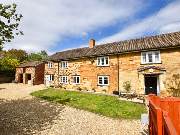 The Old Manor House, Watling Street West, Fosters Booth, NN12