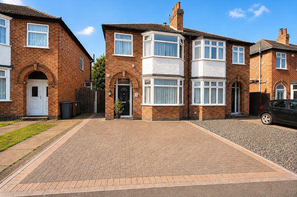 Woodlands Drive, Loughborough, LE11