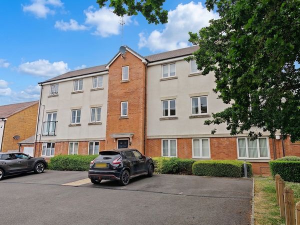 Anson Avenue, Calne, SN11