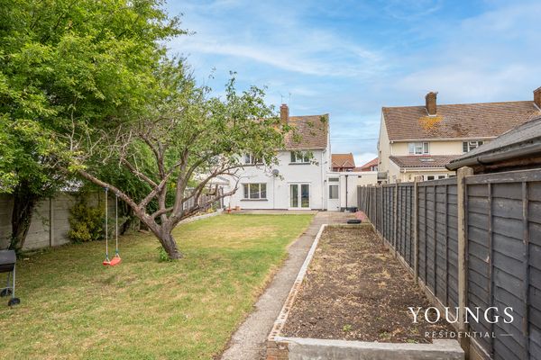 Green Road, Benfleet, SS7
