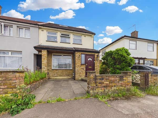 Rossington Avenue, Borehamwood, WD6