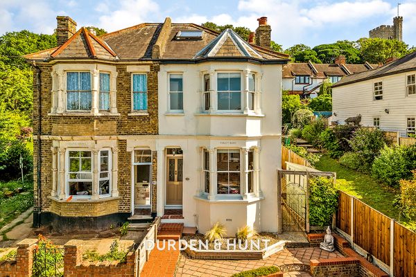 Hillside Road, Leigh-On-Sea, SS9