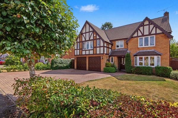 Greenfield Avenue, Balsall Common, CV7