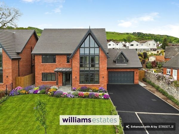 Llys Gronant, Gronant Road, LL19