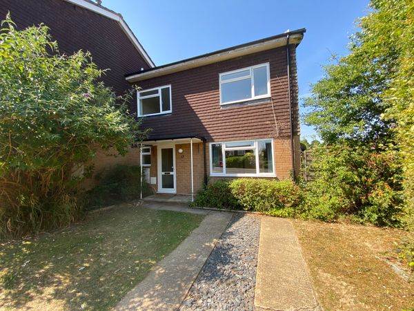 Carters Way, Wisborough Green, RH14