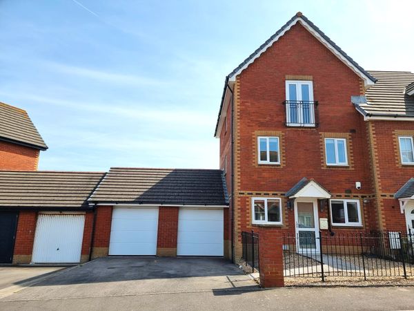 22 Clos Yr Wylan, Barry Island, CF62 5DB