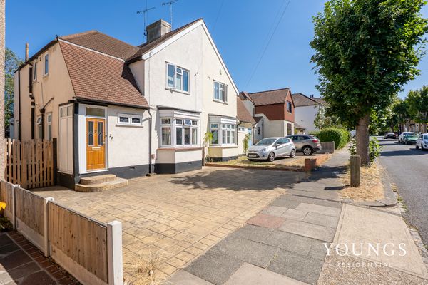 Tankerville Drive, Leigh-On-Sea, SS9