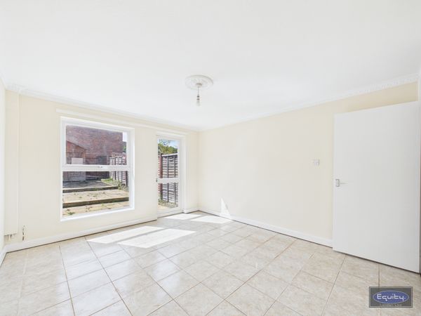 Henry Cooper Way, London, SE9