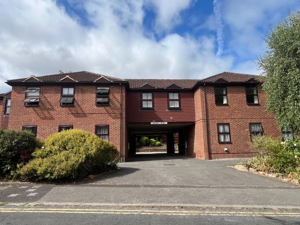 Drynham Road, Wessex Mews, BA14