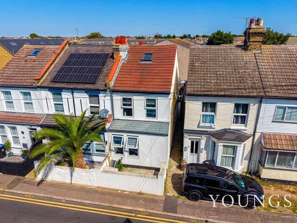 Seaview Road, Shoeburyness, SS3