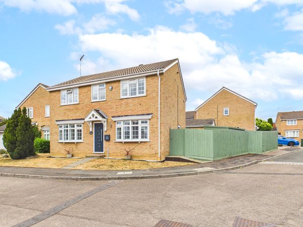 Keats Drive, Towcester, NN12