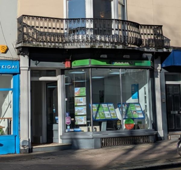 38 Queens Road, Brighton, BN1 3XB