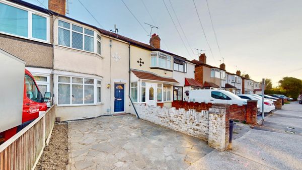 Fredora Avenue, Hayes, UB4