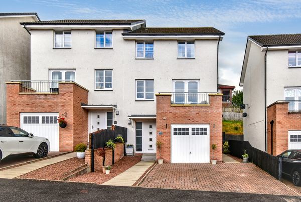 Lochan Road, Kilsyth, G65