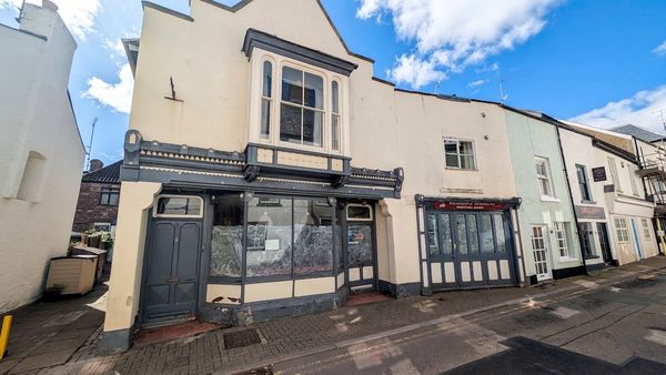 St. Mary Street, Monmouth, NP25