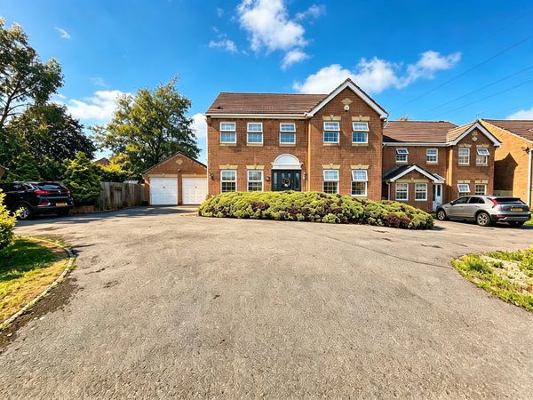 Pant Gwyn, Broadlands, CF31