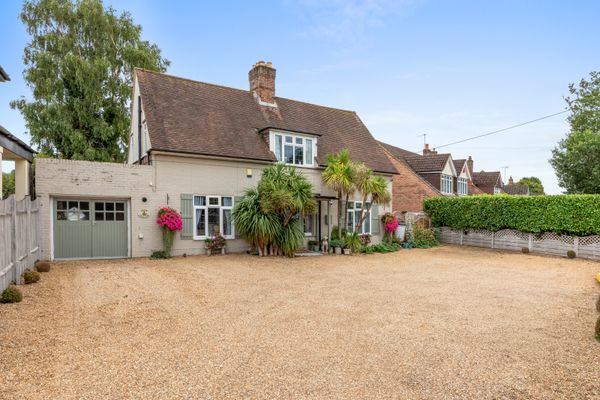 Chapman Lane, Flackwell Heath, HP10
