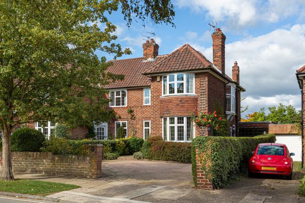 Middlethorpe Drive, York, YO24