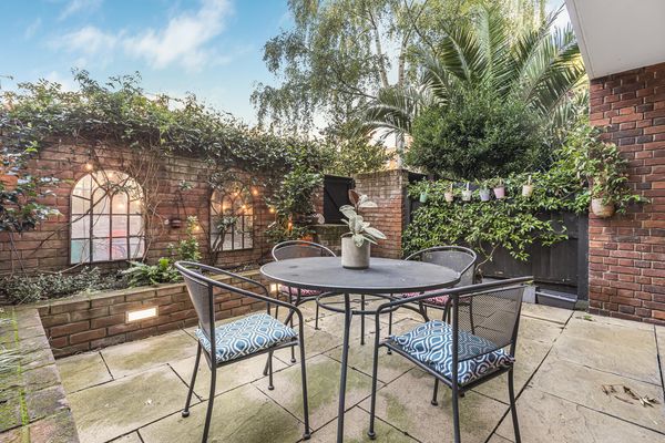 Rampayne Street, Priory House, SW1V