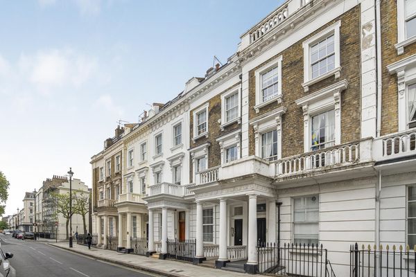 Warwick Way, London, SW1V