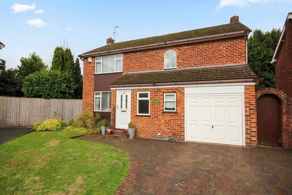 Farndon Close, Cuddington, CW8