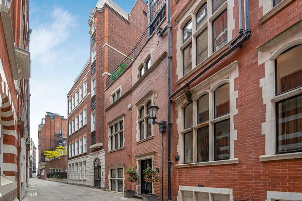 Lewisham Street, London, SW1H