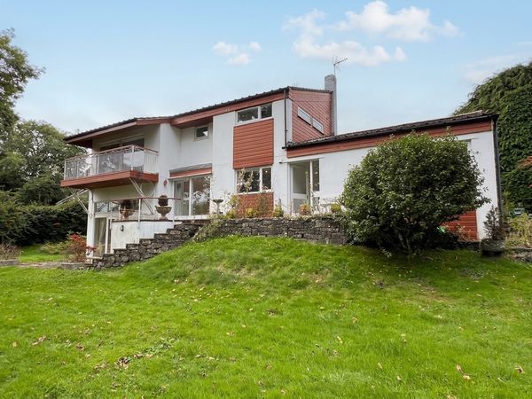 3 Castle Precinct, Llandough, Vale of Glamorgan CF71 7LX
