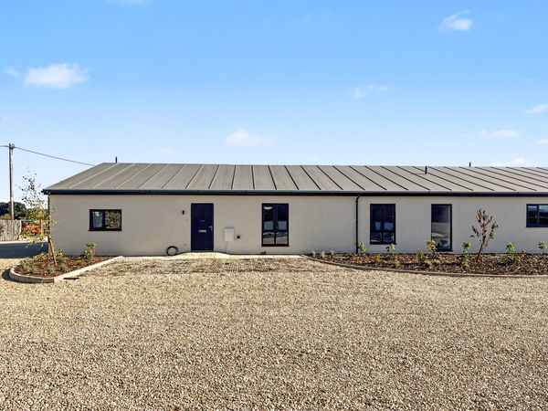 Claypits Lane, Woolstone, SN7