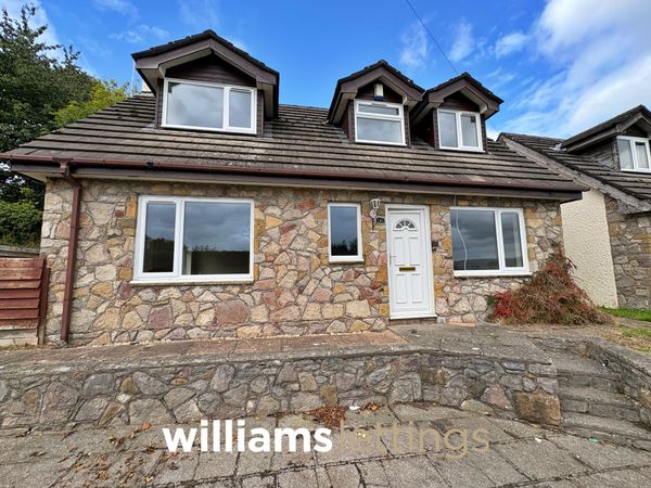 Gwaenynog Road, Denbigh, LL16