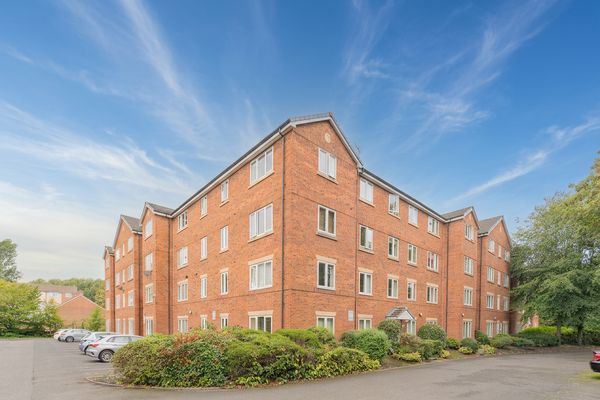 Woodsome Park, Woolton, L25