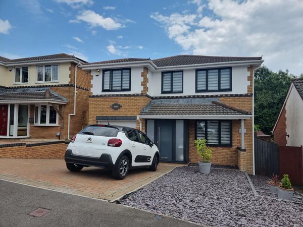 Brookfield Avenue, Barry, CF63