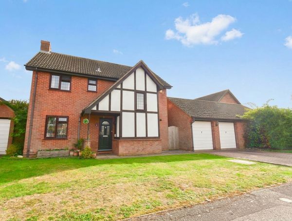 Pearmain Close, Bedford, MK41