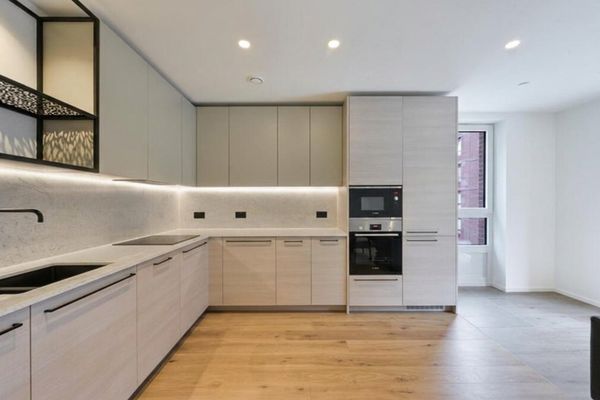 141 Leven Rd, Aberfeldy Village, E14
